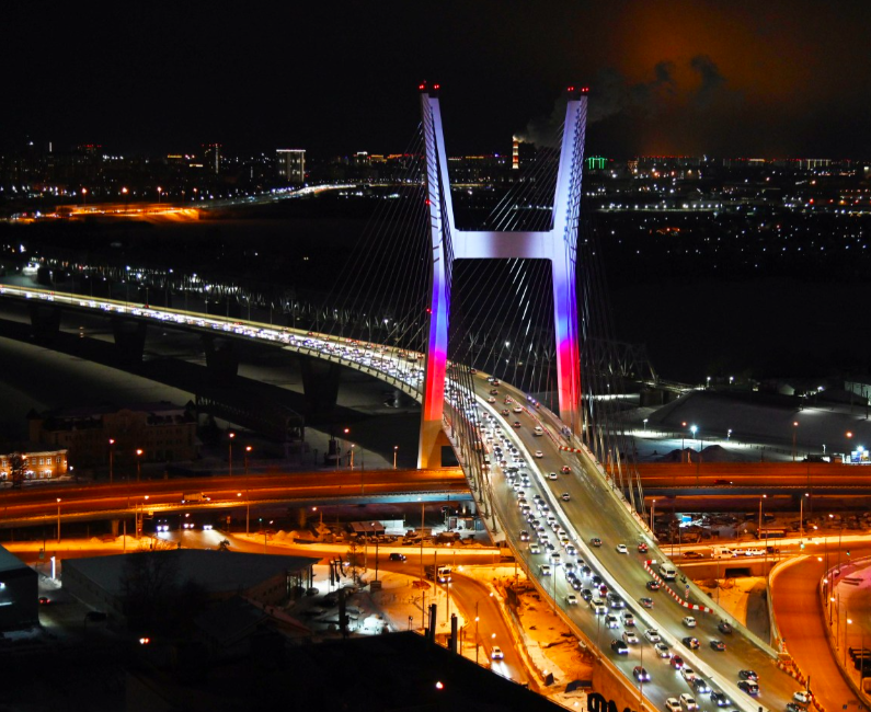 Фото Открытие четвёртого моста в Новосибирске: сколько миллиардов ушло на строительство и какое число машин выдержит инфраструктурный объект 2 - Сиб.ФМ Фото Открытие четвёртого моста в Новосибирске: сколько миллиардов ушло на строительство и какое число машин выдержит инфраструктурный объект 2